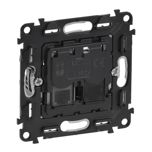 Розетка RJ 11+RJ 45 Legrand Valena Мех In Matic 753032 Розетка RJ 11+RJ 45 Legrand Valena Мех In Matic 753032