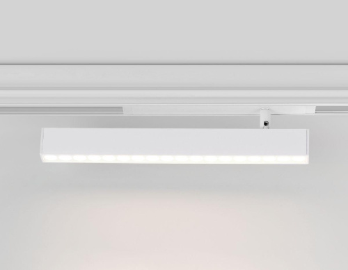 Трековый светодиодный светильник Ambrella Light Track System Magnetic 220V GL1351
