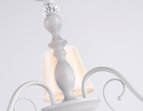 Подвесная люстра Ambrella light Traditional Modern TR4601 Подвесная люстра Ambrella light Traditional Modern TR4601