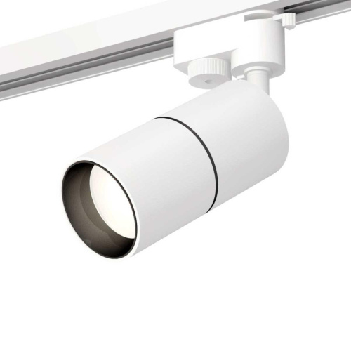 Комплект трекового светильника Ambrella light Track System XT (A2520, C6301, A2061, C6301, N6111) XT6301010 Комплект трекового светильника Ambrella light Track System XT (A2520, C6301, A2061, C6301, N6111) XT6301010