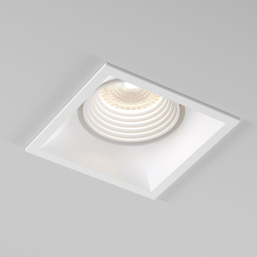 Встраиваемый светильник Elektrostandard Punto 25017/01 a065472 Встраиваемый светильник Elektrostandard Punto 25017/01 a065472