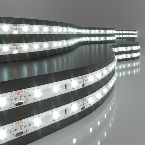 Светодиодная влагозащищенная лента Elektrostandard 4,8W/m 60LED/m 2835SMD холодный белый 5M a052958 Светодиодная влагозащищенная лента Elektrostandard 4,8W/m 60LED/m 2835SMD холодный белый 5M a052958