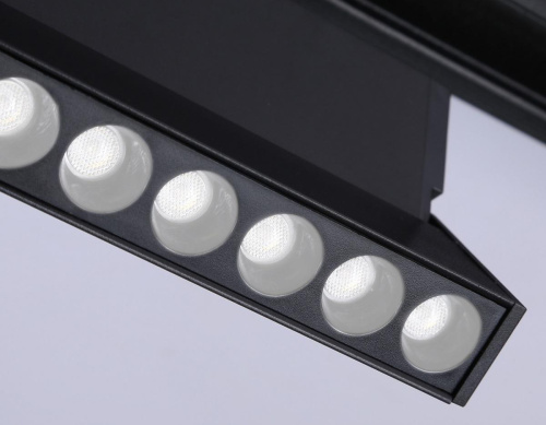 Трековый светодиодный светильник Ambrella light Track System Magnetic GL4081 Трековый светодиодный светильник Ambrella light Track System Magnetic GL4081