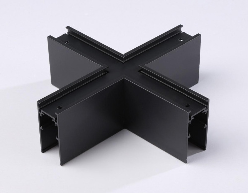 Коннектор X-образный для накладного шинопровода Ambrella light Track System Magnetic GL3376 Коннектор X-образный для накладного шинопровода Ambrella light Track System Magnetic GL3376