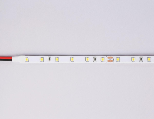 Светодиодная лента Ambrella Light 6W/m 60LED/m 2835SMD теплый белый 5M GS3001 Светодиодная лента Ambrella Light 6W/m 60LED/m 2835SMD теплый белый 5M GS3001