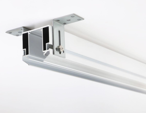 Корпус для встраиваемого в натяжной потолок шинопровода Ambrella light Track System Magnetic GL3345 Корпус для встраиваемого в натяжной потолок шинопровода Ambrella light Track System Magnetic GL3345