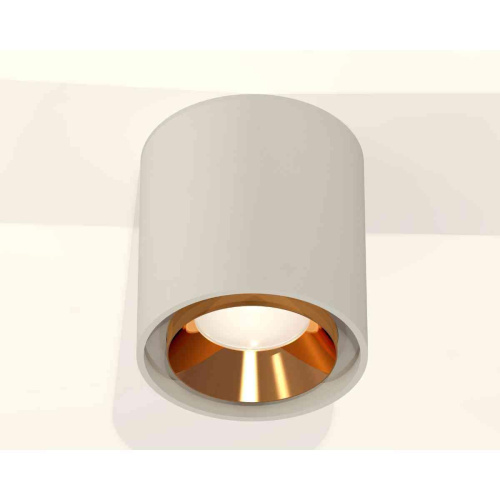 Комплект накладного светильника Ambrella light Techno Spot XS7724004 SGR/PYG серый песок/золото желтое полированное (C7724, N7034) Комплект накладного светильника Ambrella light Techno Spot XS7724004 SGR/PYG серый песок/золото желтое полированное (C7724, N7034)