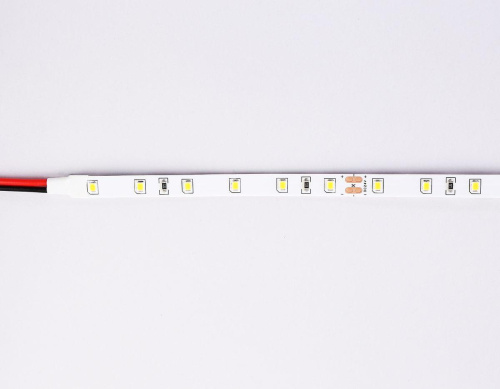 Светодиодная лента Ambrella Light 6W/m 60LED/m 2835SMD дневной белый 5M GS3002 Светодиодная лента Ambrella Light 6W/m 60LED/m 2835SMD дневной белый 5M GS3002
