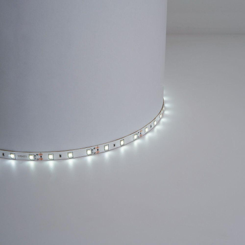 Светодиодная влагозащищенная лента Feron 4,8W/m 60LED/m 2835SMD дневной белый 5M LS604 48219 Светодиодная влагозащищенная лента Feron 4,8W/m 60LED/m 2835SMD дневной белый 5M LS604 48219