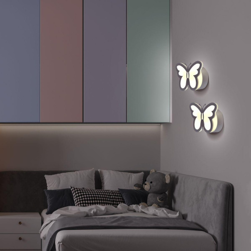 Настенный светодиодный светильник Escada Butterfly 10205/1LED Настенный светодиодный светильник Escada Butterfly 10205/1LED