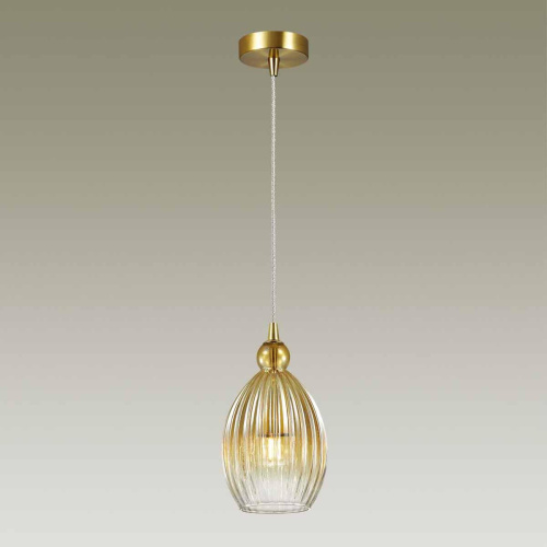 Подвесной светильник Odeon Light Storzo 4712/1 Подвесной светильник Odeon Light Storzo 4712/1