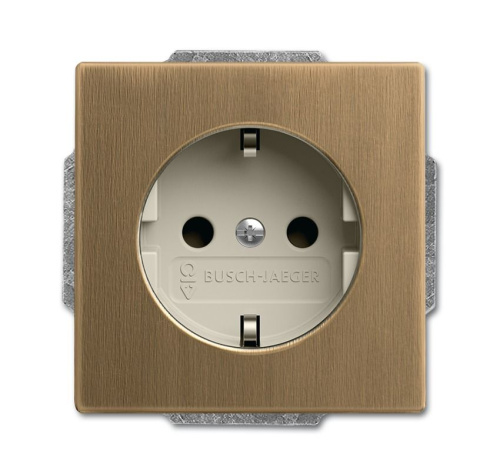 Розетка ABB Dynasty Schuko с/з 16A 250V со шторками винтовой зажим латунь античная/слоновая кость 2CKA002011A6245 Розетка ABB Dynasty Schuko с/з 16A 250V со шторками винтовой зажим латунь античная/слоновая кость 2CKA002011A6245