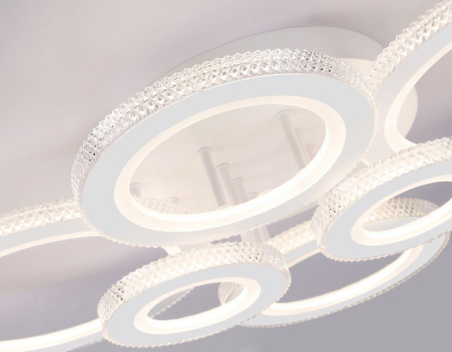 Потолочная светодиодная люстра Ambrella light Acrylica Original FA8874 Потолочная светодиодная люстра Ambrella light Acrylica Original FA8874