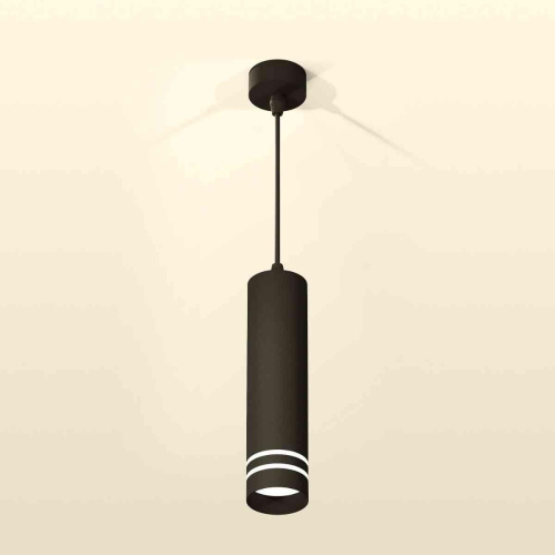 Комплект подвесного светильника Ambrella light Techno Spot XP6356003 SBK/FR черный песок/белый матовый (A2302,C6356,N6236) Комплект подвесного светильника Ambrella light Techno Spot XP6356003 SBK/FR черный песок/белый матовый (A2302,C6356,N6236)