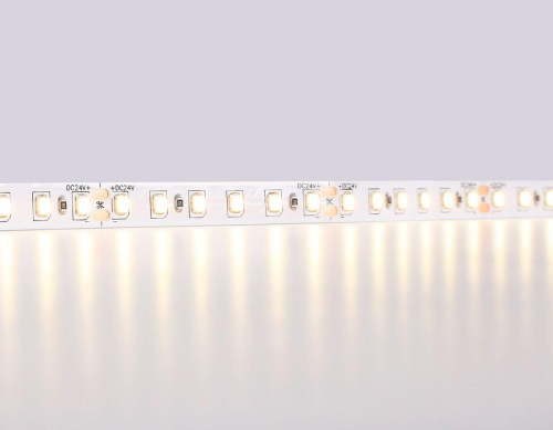 Светодиодная лента Ambrella Light 10W/m 120LED/m 2835SMD теплый белый 5M GS3101 Светодиодная лента Ambrella Light 10W/m 120LED/m 2835SMD теплый белый 5M GS3101