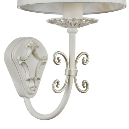 Бра Maytoni Emilia ARM737-WL-01-W Бра Maytoni Emilia ARM737-WL-01-W