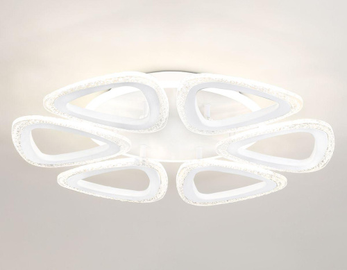 Потолочная светодиодная люстра Ambrella light Acrylica Original FA4518 Потолочная светодиодная люстра Ambrella light Acrylica Original FA4518