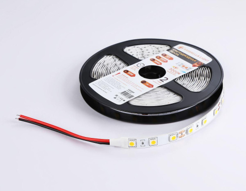 Светодиодная лента Ambrella Light 14,4W/m 60LED/m 5050SMD теплый белый 5M GS2001 Светодиодная лента Ambrella Light 14,4W/m 60LED/m 5050SMD теплый белый 5M GS2001
