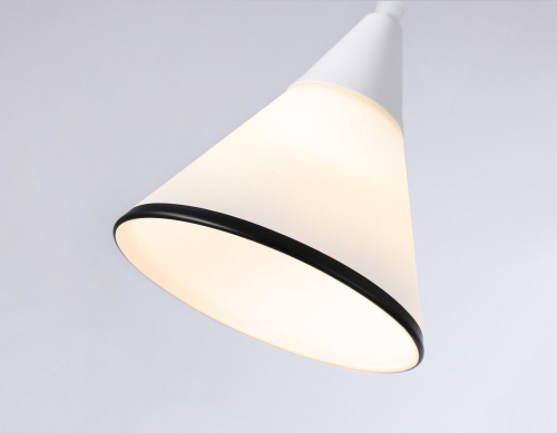 Подвесной светильник Ambrella light Traditional Modern TR3166 Подвесной светильник Ambrella light Traditional Modern TR3166