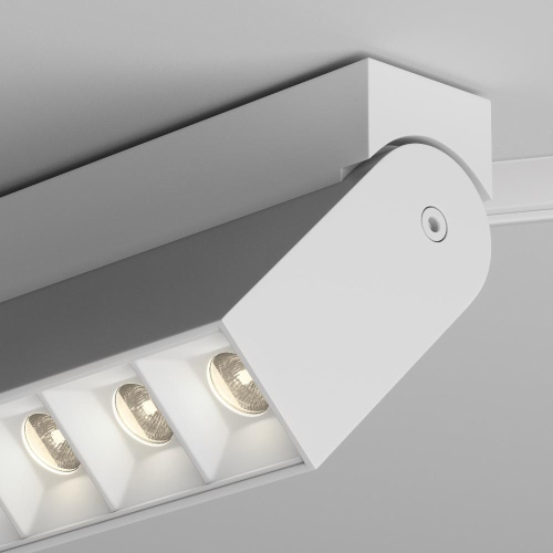 Трековый светодиодный светильник для магнитного шинопровода Maytoni Technical Points TR015-2-20W3K-W Трековый светодиодный светильник для магнитного шинопровода Maytoni Technical Points TR015-2-20W3K-W