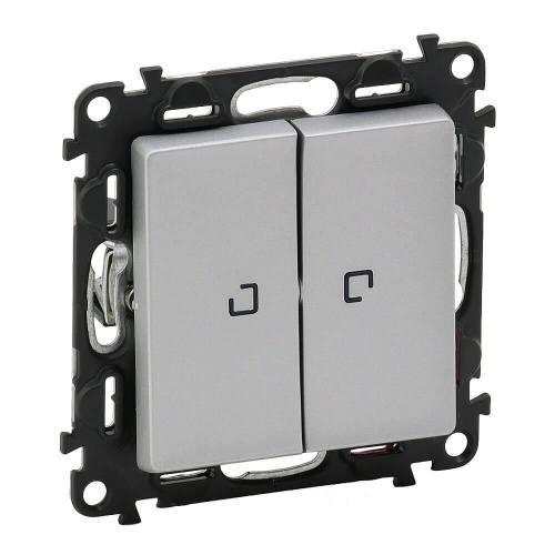 Выключатель двухклавишный Legrand Valena Life 10A 250V с подсветкой алюминий 752628 Выключатель двухклавишный Legrand Valena Life 10A 250V с подсветкой алюминий 752628