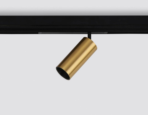 Трековый светодиодный светильник Ambrella Light Track System Magnetic 220V GL1233 Трековый светодиодный светильник Ambrella Light Track System Magnetic 220V GL1233