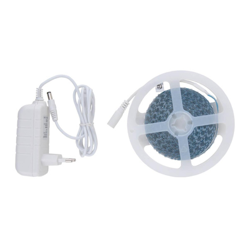 Светодиодная лента Elektrostandard 9,6W/m 120LED/m 2835SMD холодный белый 5M a049844 Светодиодная лента Elektrostandard 9,6W/m 120LED/m 2835SMD холодный белый 5M a049844