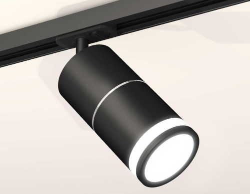Комплект трекового светильника Ambrella light Track System XT (A2537, C7402, A2070, C7402, N7121) XT7402012 Комплект трекового светильника Ambrella light Track System XT (A2537, C7402, A2070, C7402, N7121) XT7402012