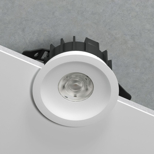 Встраиваемый светодиодный светильник Elektrostandard Combi 25068/LED a069007 Встраиваемый светодиодный светильник Elektrostandard Combi 25068/LED a069007