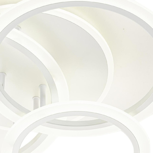 Потолочная светодиодная люстра Escada Random 10231/3LED White Потолочная светодиодная люстра Escada Random 10231/3LED White