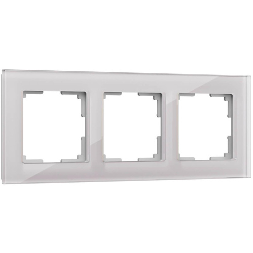 Рамка Werkel Favorit на 3 поста дымчатый WL01-Frame-03 4690389061325 Рамка Werkel Favorit на 3 поста дымчатый WL01-Frame-03 4690389061325
