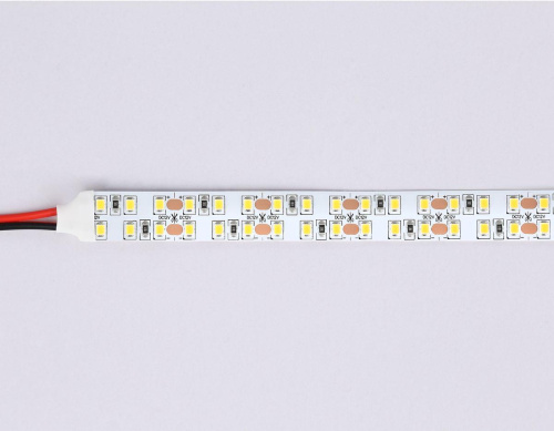 Светодиодная лента Ambrella Light 19,2W/m 240LED/m 2835SMD теплый белый 5M GS1601 Светодиодная лента Ambrella Light 19,2W/m 240LED/m 2835SMD теплый белый 5M GS1601