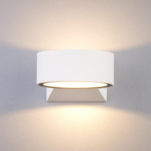 Уличный настенный светодиодный светильник Elektrostandard 1549 Techno LED Blink белый a038415 Уличный настенный светодиодный светильник Elektrostandard 1549 Techno LED Blink белый a038415