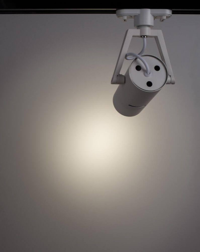 Трековый светильник Arte Lamp Track Lights A6210PL-1WH Трековый светильник Arte Lamp Track Lights A6210PL-1WH