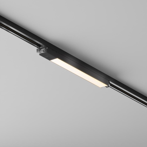 Трековый светодиодный светильник Maytoni Technical Basis TR000-1-12W3K-B Трековый светодиодный светильник Maytoni Technical Basis TR000-1-12W3K-B