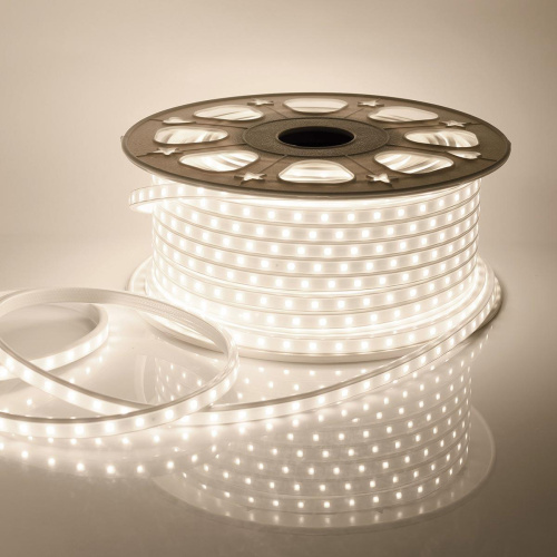 Светодиодная влагозащищенная лента Apeyron 6W/m 60LED/m 2835SMD теплый белый 50M 10-63 Светодиодная влагозащищенная лента Apeyron 6W/m 60LED/m 2835SMD теплый белый 50M 10-63
