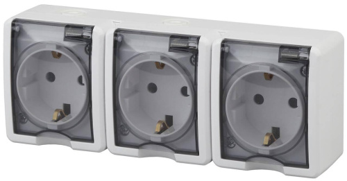 Розетка ЭРА Эксперт 3х2P+E IP54 со шторками 16A 250V 11-2406-01 Б0020722 Розетка ЭРА Эксперт 3х2P+E IP54 со шторками 16A 250V 11-2406-01 Б0020722