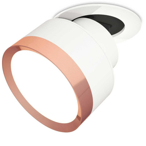 Комплект спота Ambrella light Techno Spot XM (A2241, A2105, C8101, N8126) XM8101504 Комплект спота Ambrella light Techno Spot XM (A2241, A2105, C8101, N8126) XM8101504