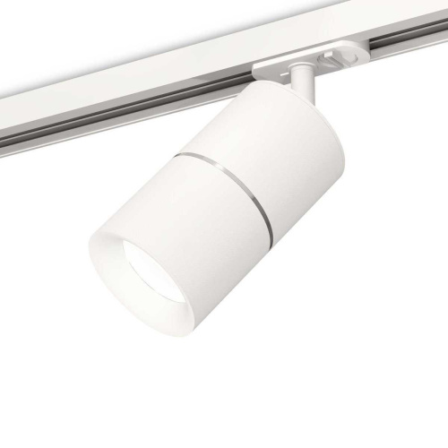 Комплект трекового светильника Ambrella light Track System XT (A2536, C7401, A2070, C7401, N7010) XT7401001 Комплект трекового светильника Ambrella light Track System XT (A2536, C7401, A2070, C7401, N7010) XT7401001
