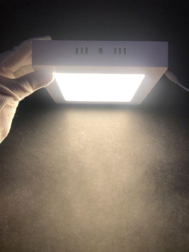 Настенно-потолочный светодиодный светильник Elvan NLS-702SQ-12W-NH-Wh Настенно-потолочный светодиодный светильник Elvan NLS-702SQ-12W-NH-Wh