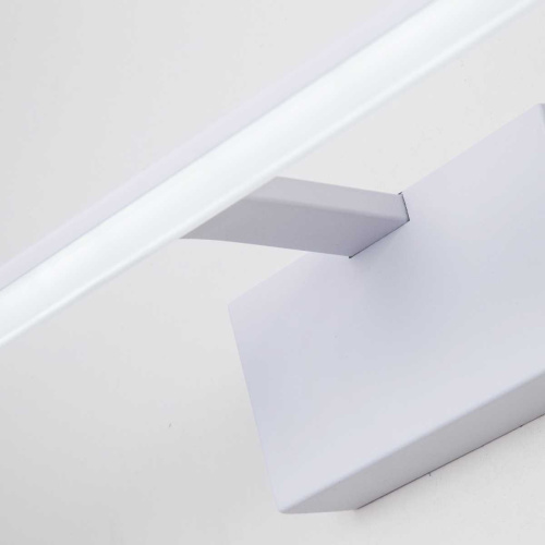 Настенный светильник LED4U L6389-570 WH Настенный светильник LED4U L6389-570 WH