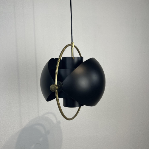 Люстра Louis Weisdorff Gubi Multi-Lite Suspension Lamp Black By Imperiumloft Люстра Louis Weisdorff Gubi Multi-Lite Suspension Lamp Black By Imperiumloft
