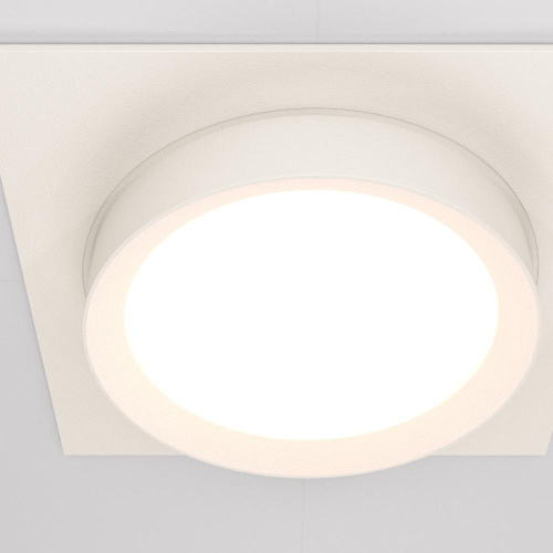 Встраиваемый светильник Technical DL086-GX53-SQ-W
