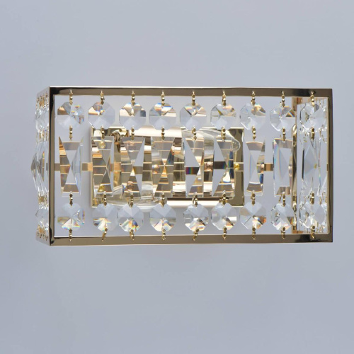 Настенный светильник MW-Light Монарх 121021902 Настенный светильник MW-Light Монарх 121021902