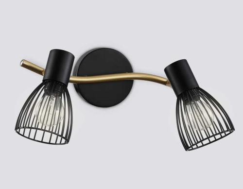 Настенно-потолочный спот Ambrella light TRADITIONAL TR8660 Настенно-потолочный спот Ambrella light TRADITIONAL TR8660