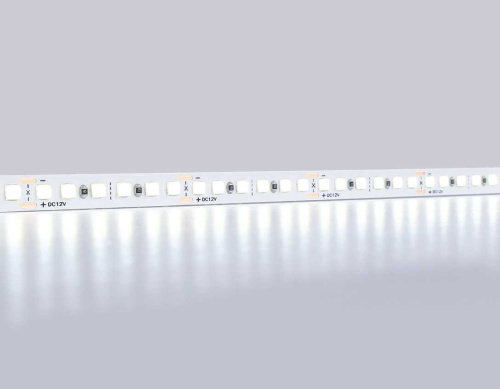 Светодиодная лента Ambrella light ILLUMINATION GS1313 Светодиодная лента Ambrella light ILLUMINATION GS1313