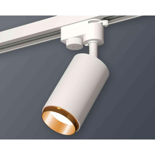 Комплект трекового светильника Ambrella light Track System XT6322044 SWH/PYG белый песок/золото желтое полированное (A2520, C6322, N6124) Комплект трекового светильника Ambrella light Track System XT6322044 SWH/PYG белый песок/золото желтое полированное (A2520, C6322, N6124)