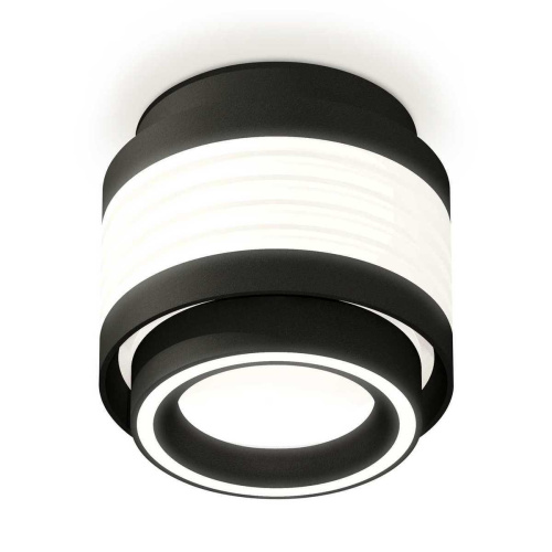 Комплект накладного светильника Ambrella light Techno Spot XS (C8432, N8434) XS8432002 Комплект накладного светильника Ambrella light Techno Spot XS (C8432, N8434) XS8432002