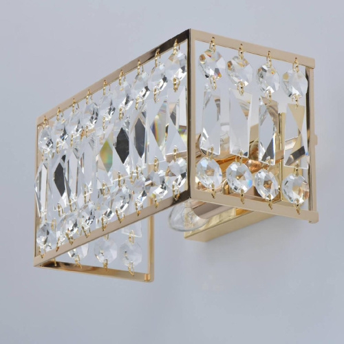 Настенный светильник MW-Light Монарх 121021902 Настенный светильник MW-Light Монарх 121021902