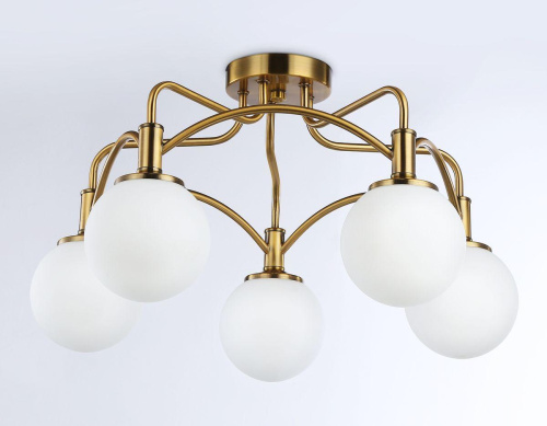 Потолочная люстра Ambrella light Traditional TR3212 Потолочная люстра Ambrella light Traditional TR3212